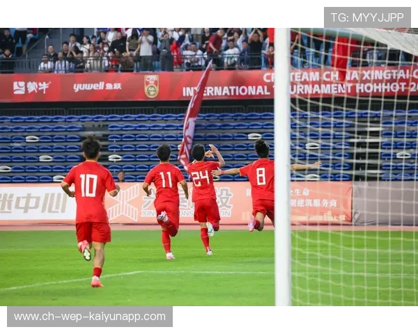 中国足球的球迷观赛体验提升方案实施方案实施，观看足球赛事