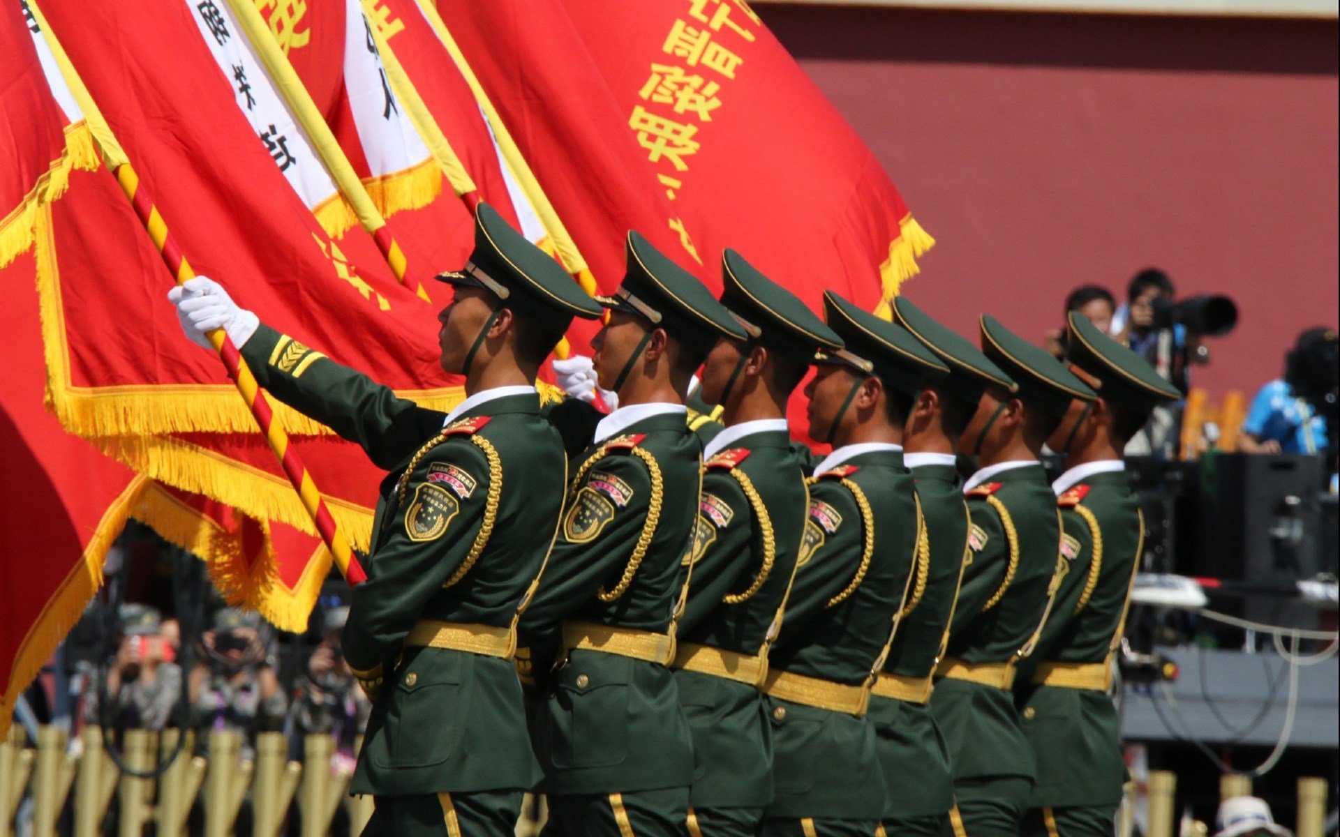 Kaiyun(中国)开云-C罗连续第五场比赛取得进球纪录，c罗连过五人进球